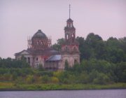 Еще один вид Борисо-Глебской церкви с Волги