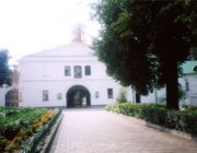 Надвратная церковь Борисоглебского монастыря