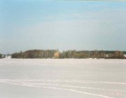 Вид на монастырский остров с колокольни Николаевского собора зимой