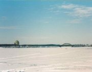 Вид на Горбатый мост и радиотелескоп с колокольни Николаевского собора зимой