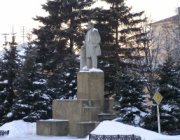 Еще фото памятника В. И. Ленину